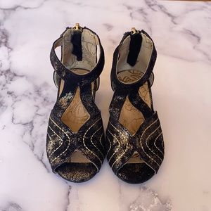 Never worn Joyfolie black Orelia shoe size toddler 6